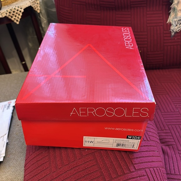 Aerosoles booties in the style allowance Size 11w - Picture 6 of 7